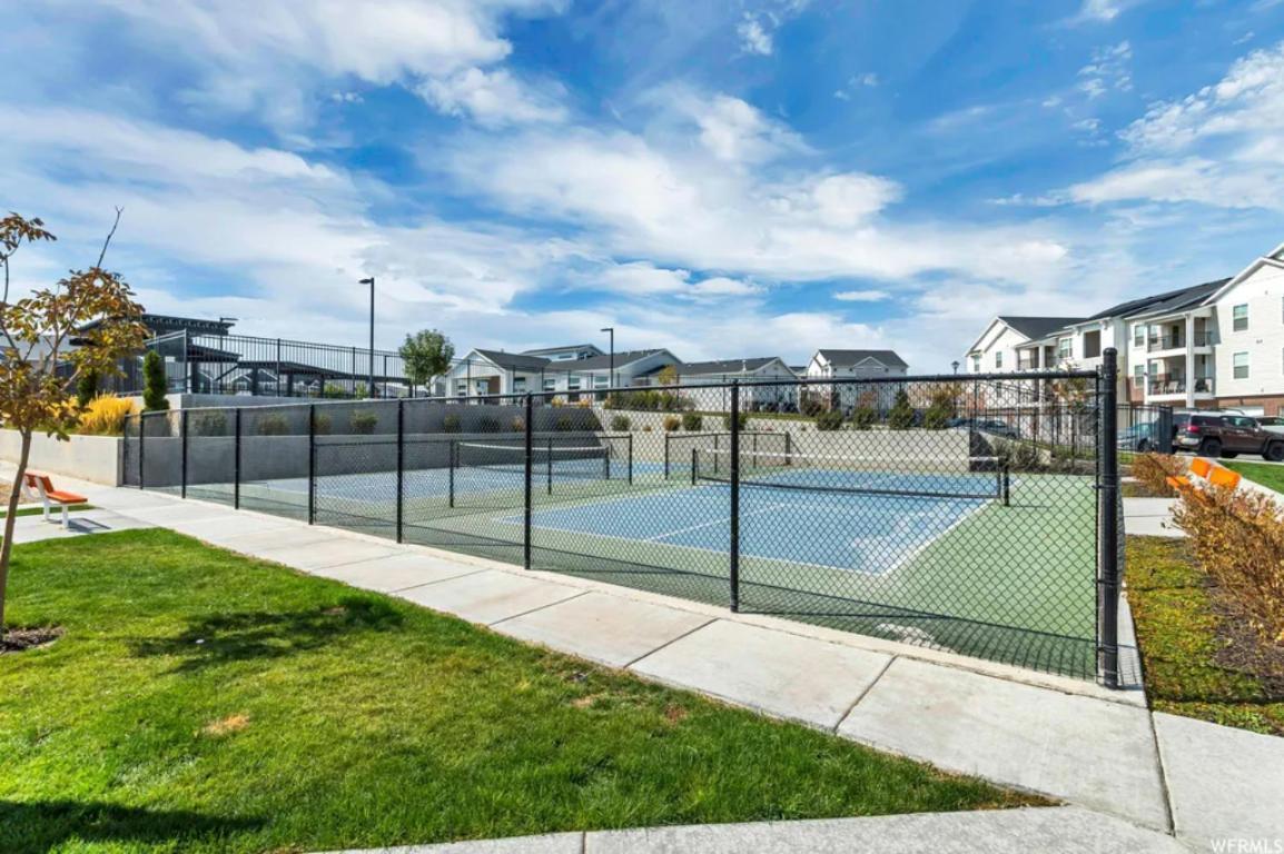 Villa Brand New 3-Beds Stylish Entire House At Lehi Exterior foto